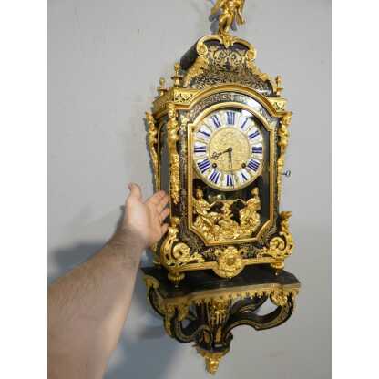 Pendule en cartel d'époque Louis XIV en marqueterie Boulle, horloger Masson à Paris, XVIII ème – Image 3