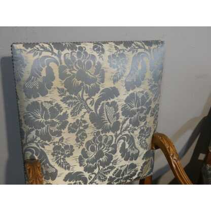 Paire de fauteuils style Louis XIII en noyer sculpté, époque fin XIX ème – Image 12