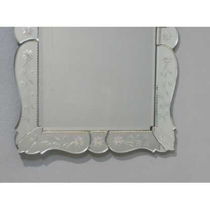 Miroir vénitien en verre gravé de fleurs, époque 1950 – Image 8