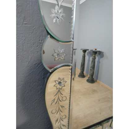 Miroir vénitien en verre gravé de fleurs, époque 1950 – Image 13