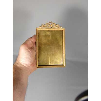 Cadre photo de style Louis XVI en bronze doré, époque fin XIX ème – Image 4
