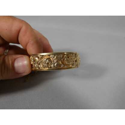 Bracelet aux roses en métal doré, époque 1960 – Image 8