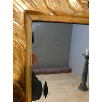 Miroir En Bois Sculpté Ajouré Doré à La Feuille, Italie époque XIX ème, Tain Mercure Biseauté – Image 7