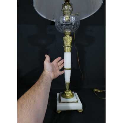 Très grande lampe de style Louis XVI en marbre et bronze, époque XIX ème – Image 11