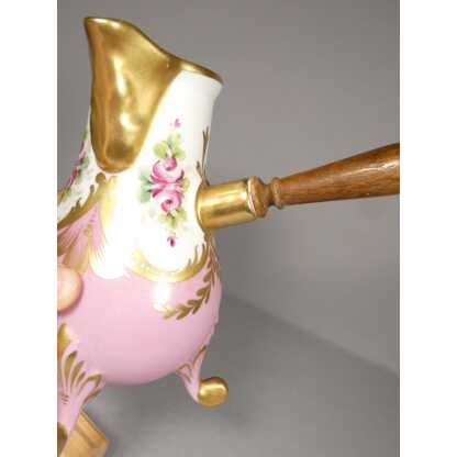 Chocolatière en porcelaine de Limoges peinte à la main de roses – Image 8