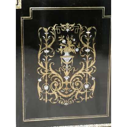 Buffet à hauteur d'appui Napoléon III en bois noirci, marqueterie de laiton, nacre et os, XIX è – Image 3