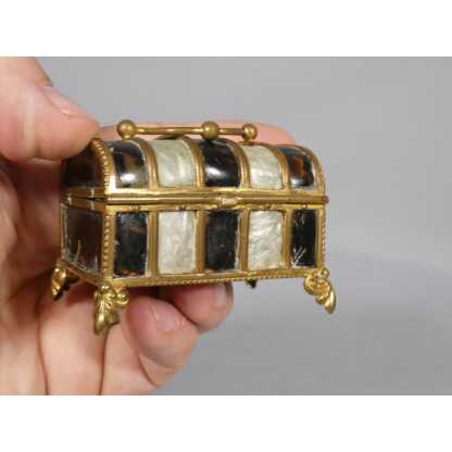 Coffret miniature en écaille de tortue et nacre, époque XIX ème – Image 5