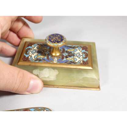 Nécessaire de bureau Napoléon III en bronze émaillé et onyx, 10 pièces, époque XIX ème – Image 12