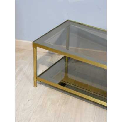 Table basse style néoclassique en laiton à deux plateaux de verre miroir, 1960 – Image 11