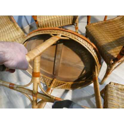 Salon de jardin d'hiver en rotin, 4 fauteuils, 2 chaises et table, milieu XX ème – Image 13