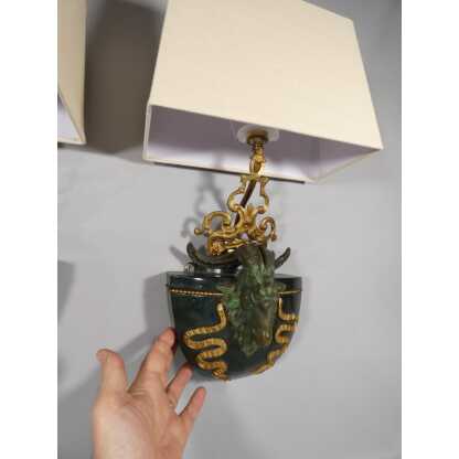 Paire d'appliques aux béliers de style Napoléon III en bois et bronze – Image 2