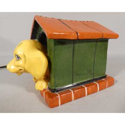 Benjamin Rabier, rare veilleuse chien jaune et sa niche en porcelaine , époque 1930 – Image 2