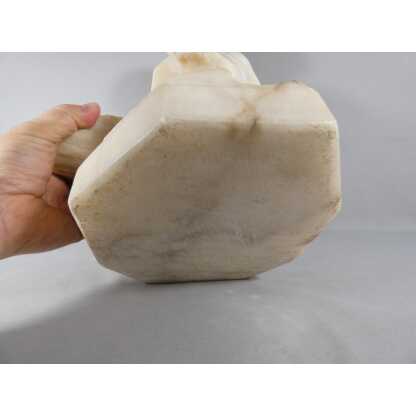 Pugi, l'enfant assis sur un tronc, sculpture en marbre veiné et albâtre, début XX ème – Image 10