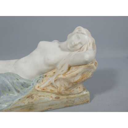 Léopold Savine et Théodore Haviland, statuette en porcelaine, la jeune femme allongée, début XX – Image 7