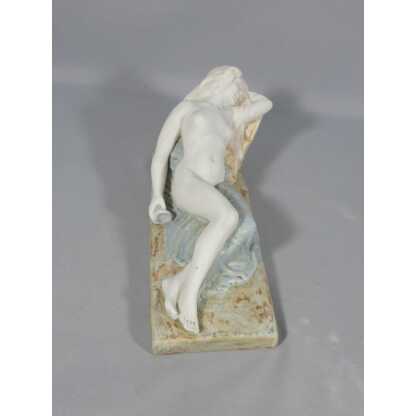 Léopold Savine et Théodore Haviland, statuette en porcelaine, la jeune femme allongée, début XX – Image 2
