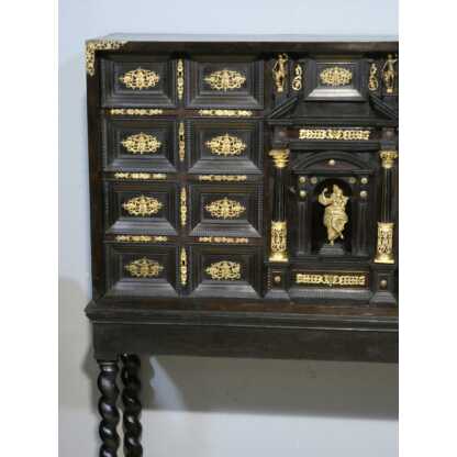 Cabinet italien ou espagnol d'époque XVII ème siècle en ébène, palissandre et bronze – Image 6