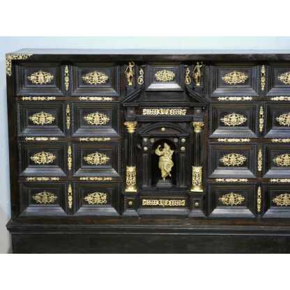 Cabinet italien ou espagnol d'époque XVII ème siècle en ébène, palissandre et bronze – Image 5