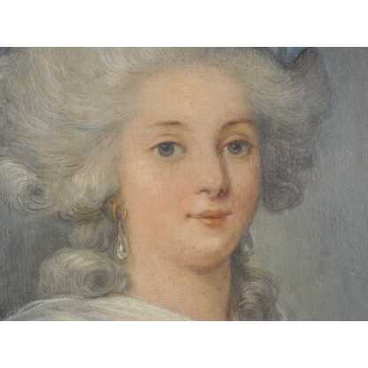 Portrait de jeune femme dans le goût du XVIII ème, huile sur bois époque XIX ème – Image 3