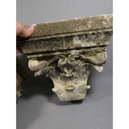 Paire de chapiteaux corinthiens en pierre blanche calcaire sculptée, époque XIX ème – Image 10