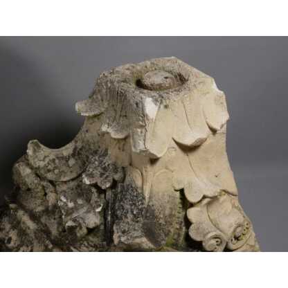 Paire de chapiteaux corinthiens en pierre blanche calcaire sculptée, époque XIX ème – Image 8