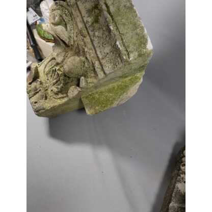 Paire de chapiteaux corinthiens en pierre blanche calcaire sculptée, époque XIX ème – Image 13