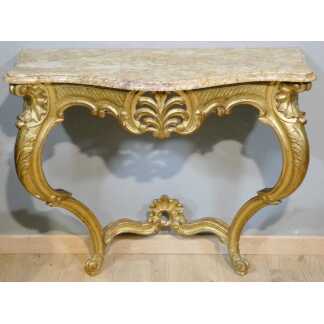 Console de style Louis XV en bois sculpté doré, époque début XX ème