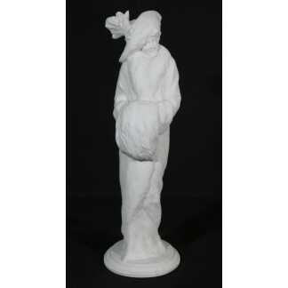 Élégante à la fourrure, sculpture en biscuit par Maurice Guiraud-Rivière, époque Art Nouveau