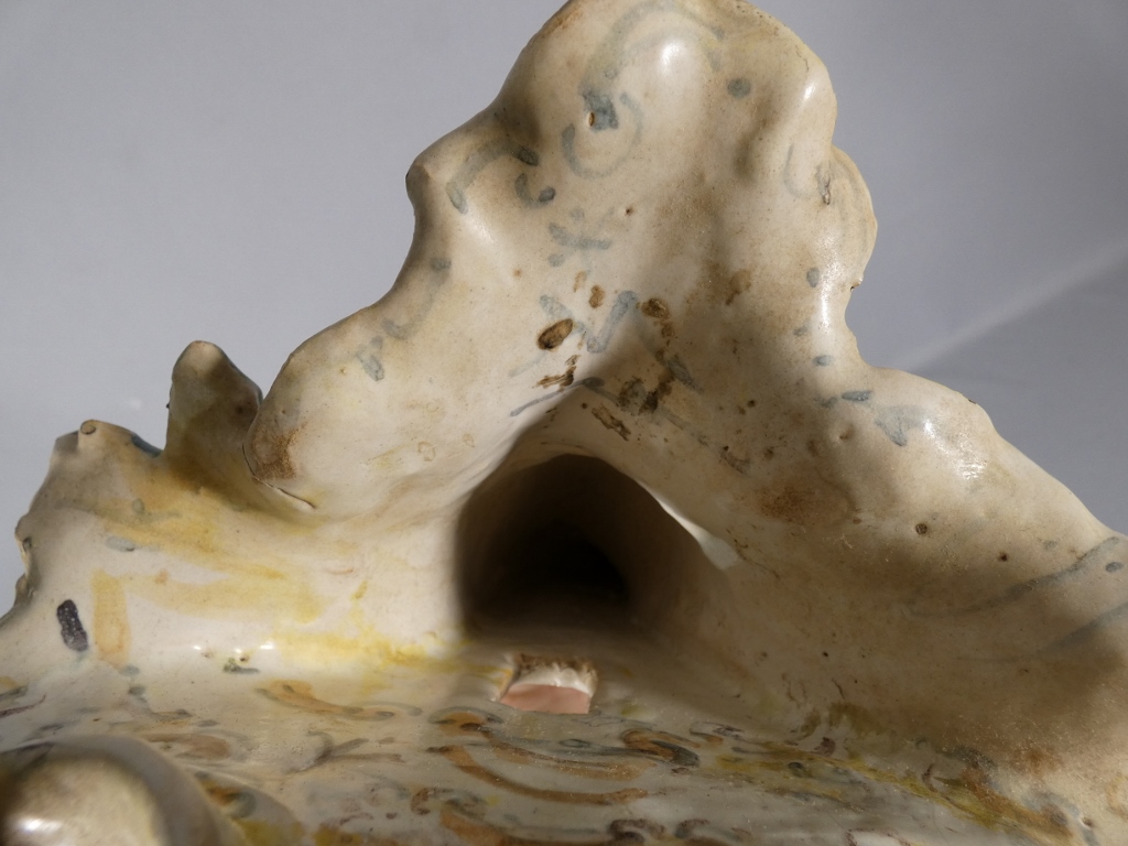 Paire de vases bouquetière cornet en faïence, Italie, fin XIX ème – Image 8