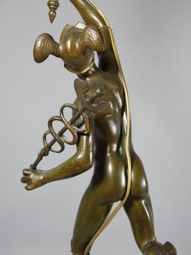 Mercure Volant d'après Jean de Bologne, sculpture en bronze monté en lampe, époque XIX ème – Image 5