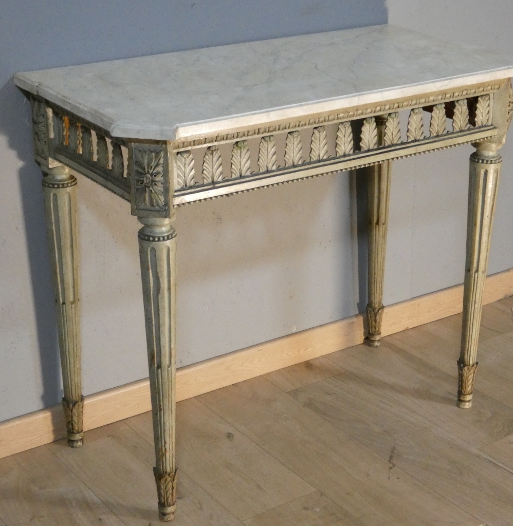 Console d'époque Louis XVI en bois sculpté peint, fin XVIII ème siècle