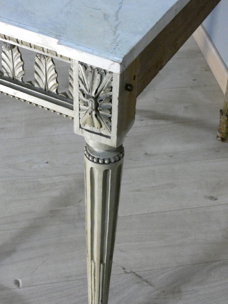 Console d'époque Louis XVI en bois sculpté peint, fin XVIII ème siècle – Image 7