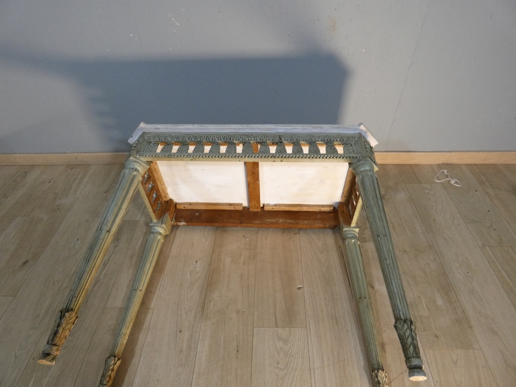 Console d'époque Louis XVI en bois sculpté peint, fin XVIII ème siècle – Image 17