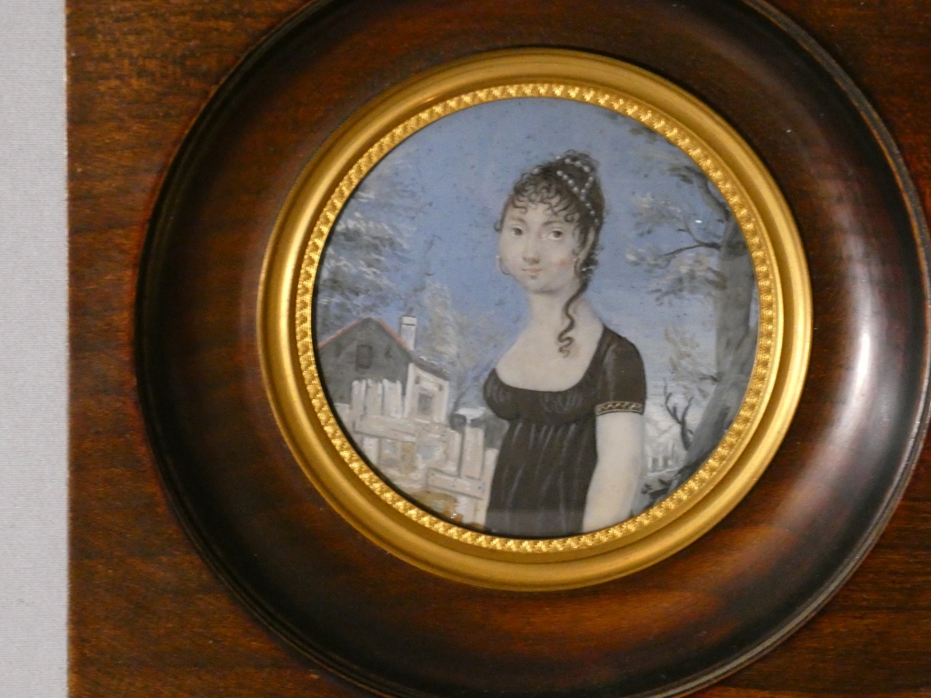 Portrait miniature d'une jeune femme époque Empire, début XIX ème – Image 2