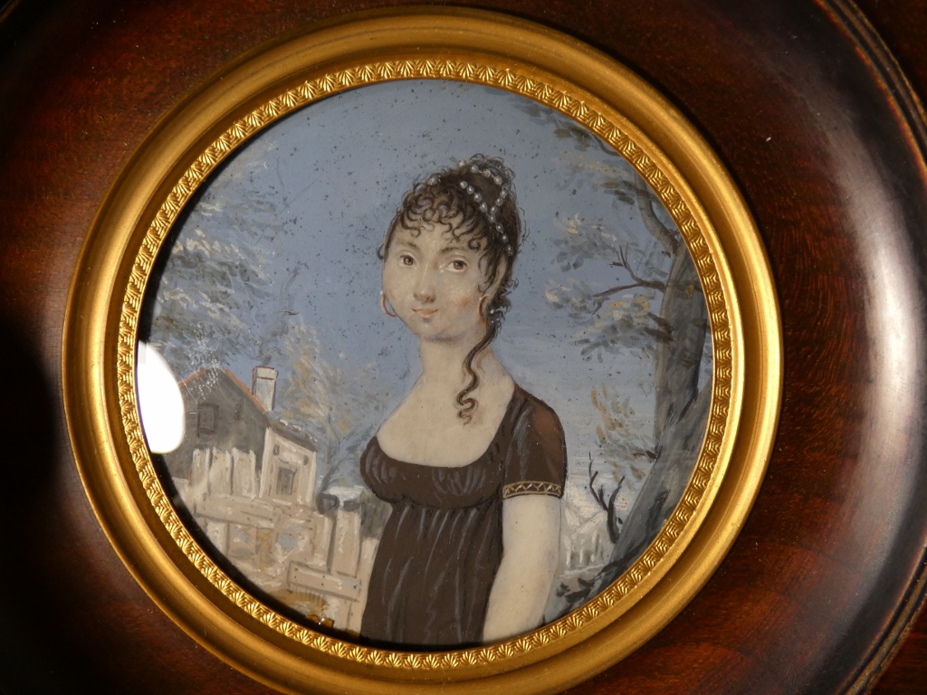 Portrait miniature d'une jeune femme époque Empire, début XIX ème – Image 6