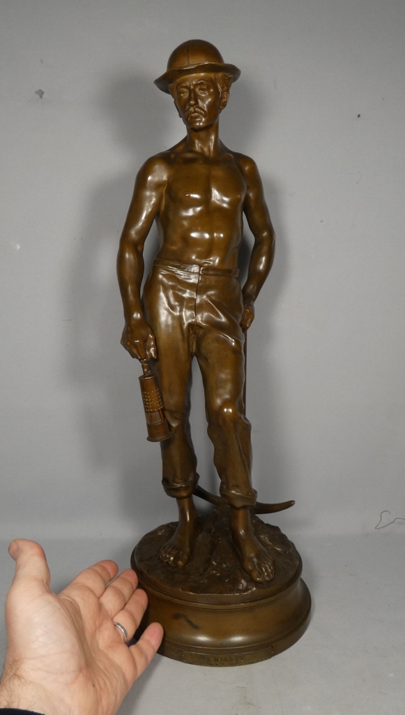 Le mineur par Adrien Etienne Gaudez (1845-1902), grand bronze hors concours, époque XIX ème – Image 3