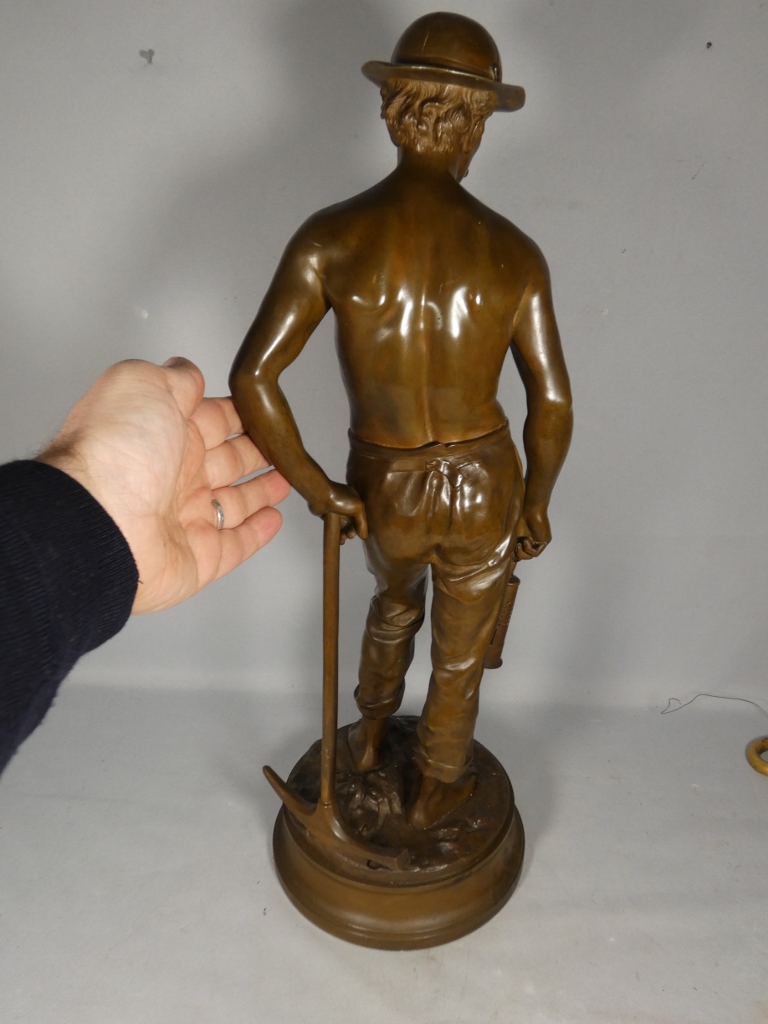 Le mineur par Adrien Etienne Gaudez (1845-1902), grand bronze hors concours, époque XIX ème – Image 5