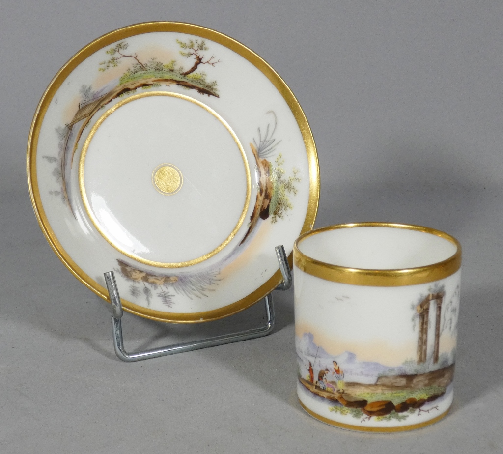 Atelier Halley (1800-1822), tasse litron en porcelaine peinte à la main, XIX ème