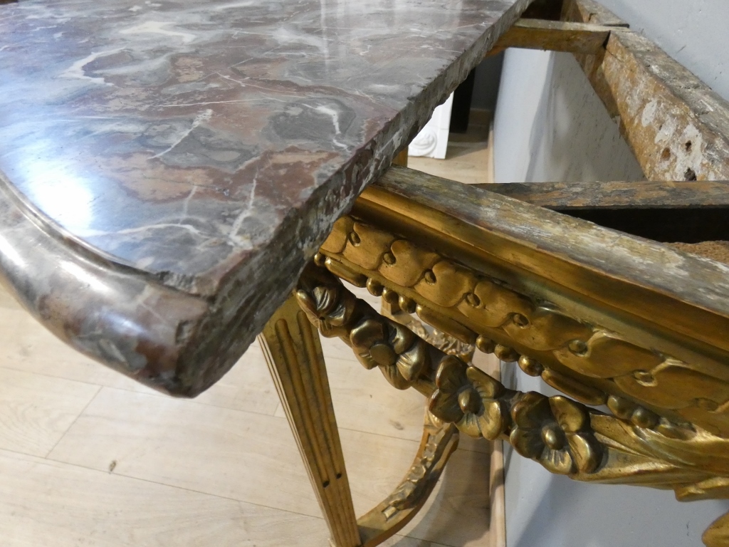 Console en bois sculpté et doré d'époque début Louis XVI, XVIII ème siècle – Image 13