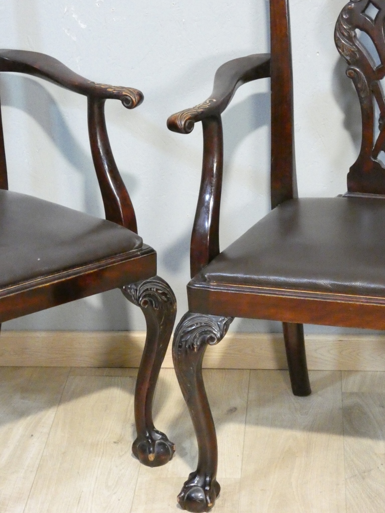 Paire de fauteuils anglais Chippendale en acajou, époque début XX ème – Image 9