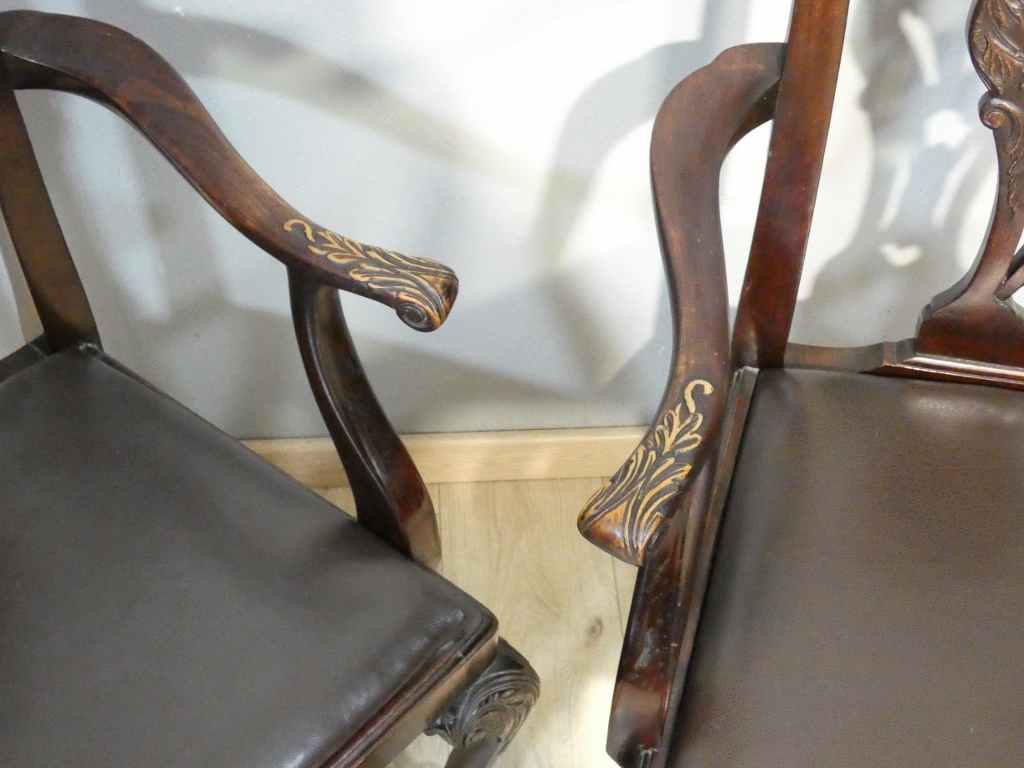 Paire de fauteuils anglais Chippendale en acajou, époque début XX ème – Image 8