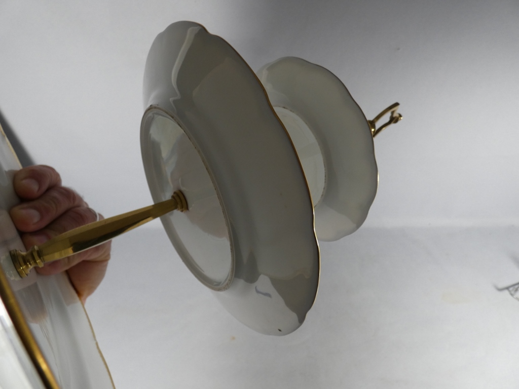 Serviteur, présentoir à dessert ou mignardises en porcelaine de Limoges, manufacture Haviland – Image 11