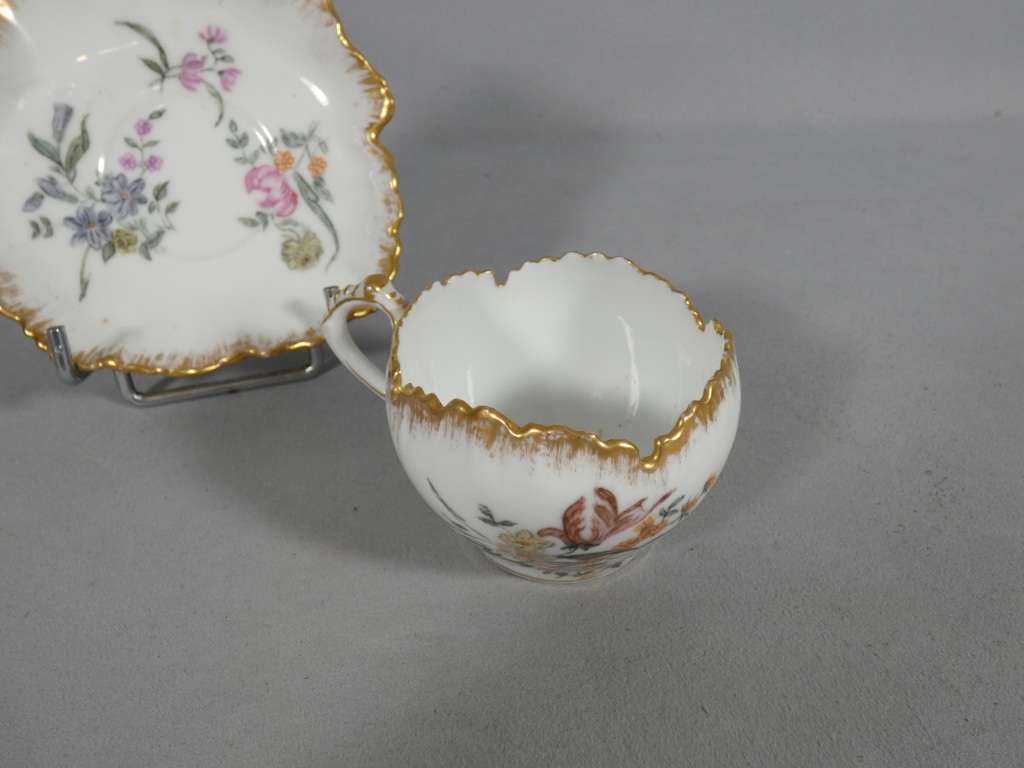CFH-GDM, tasse de collection en porcelaine de Limoges peinte à la main, époque fin XIX ème – Image 11