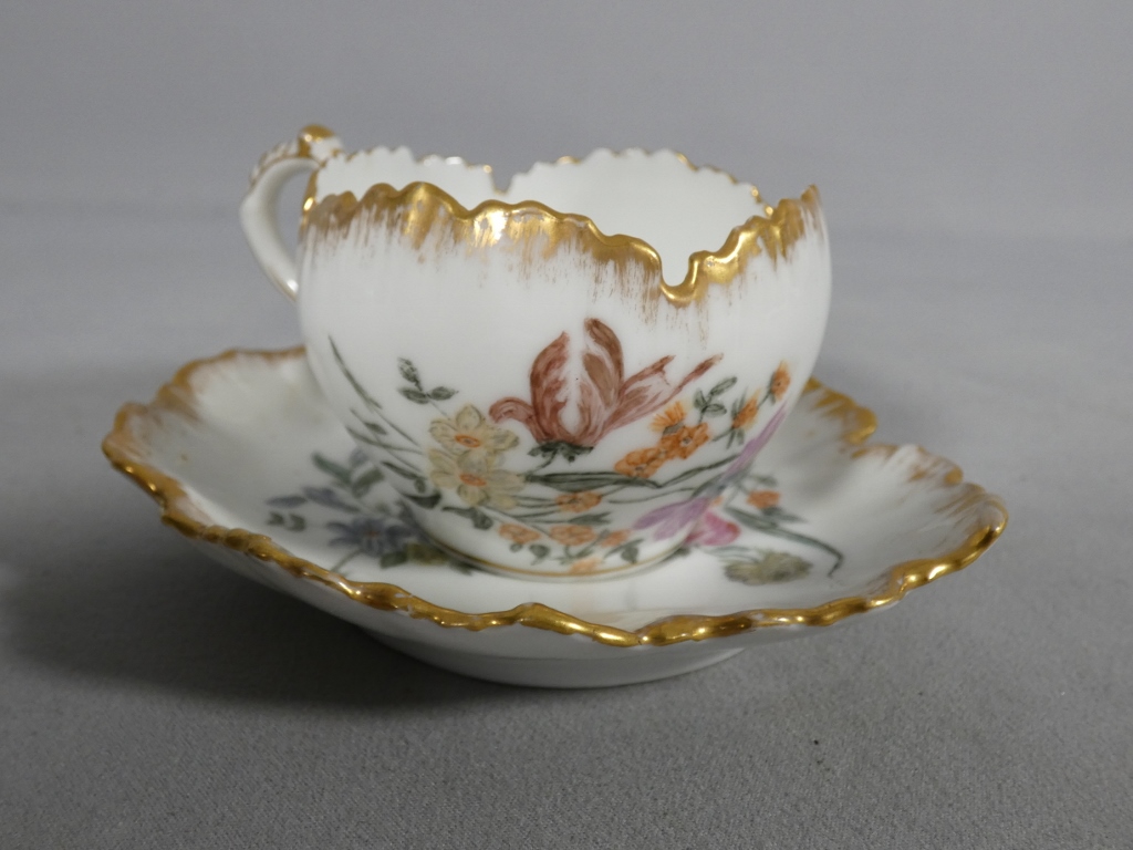 CFH-GDM, tasse de collection en porcelaine de Limoges peinte à la main, époque fin XIX ème – Image 4