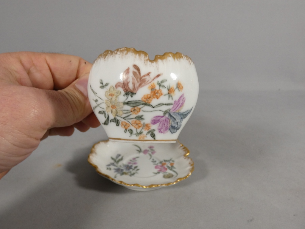 CFH-GDM, tasse de collection en porcelaine de Limoges peinte à la main, époque fin XIX ème – Image 9