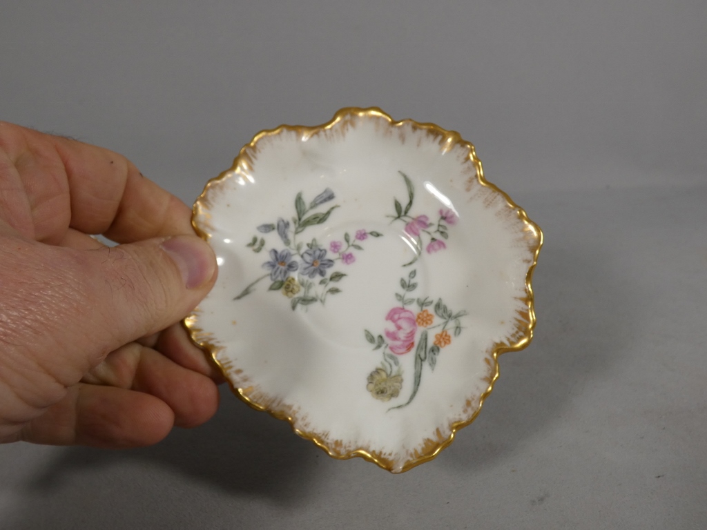 CFH-GDM, tasse de collection en porcelaine de Limoges peinte à la main, époque fin XIX ème – Image 6