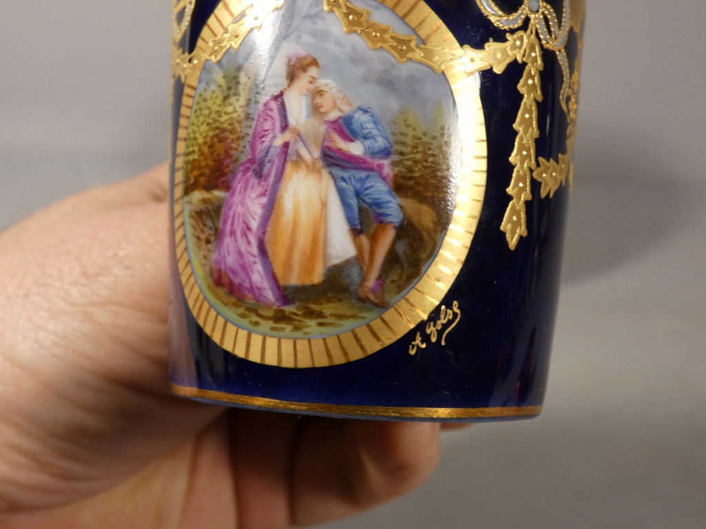 Abel Golse (1844-1937), tasse de collection en porcelaine peinte à la main et or – Image 7