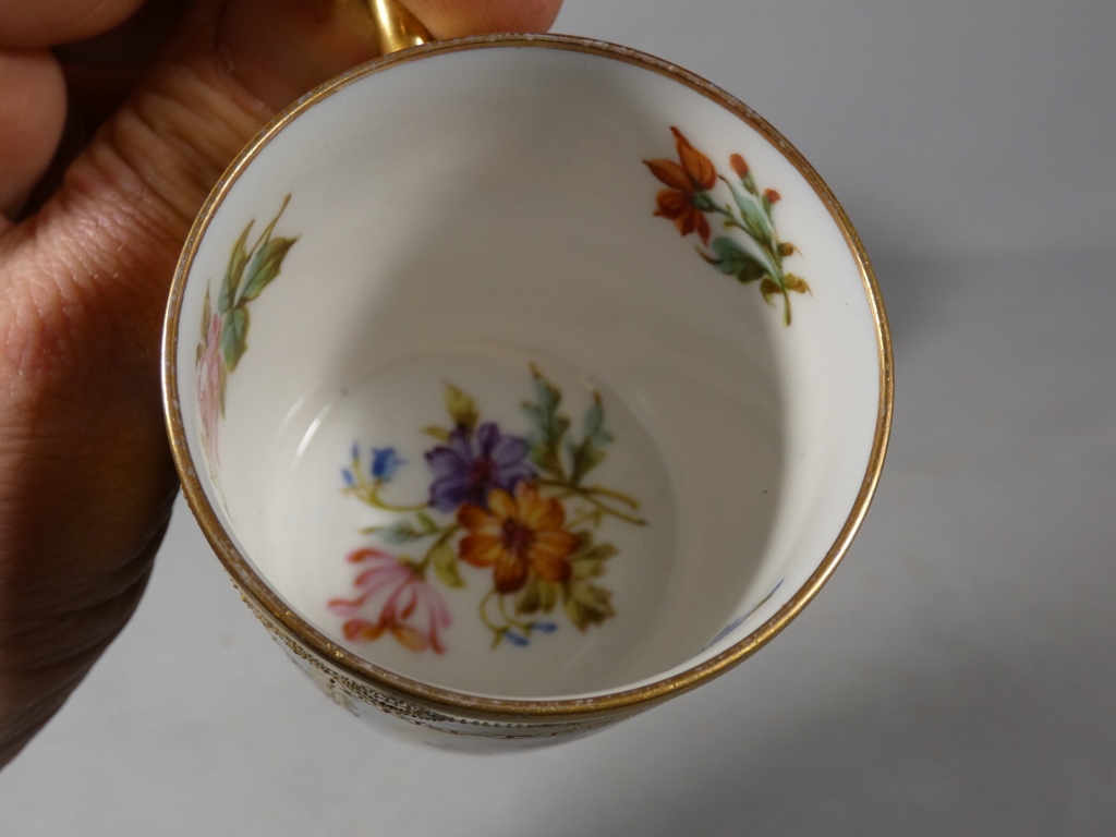 Abel Golse (1844-1937), tasse de collection en porcelaine peinte à la main et or – Image 12