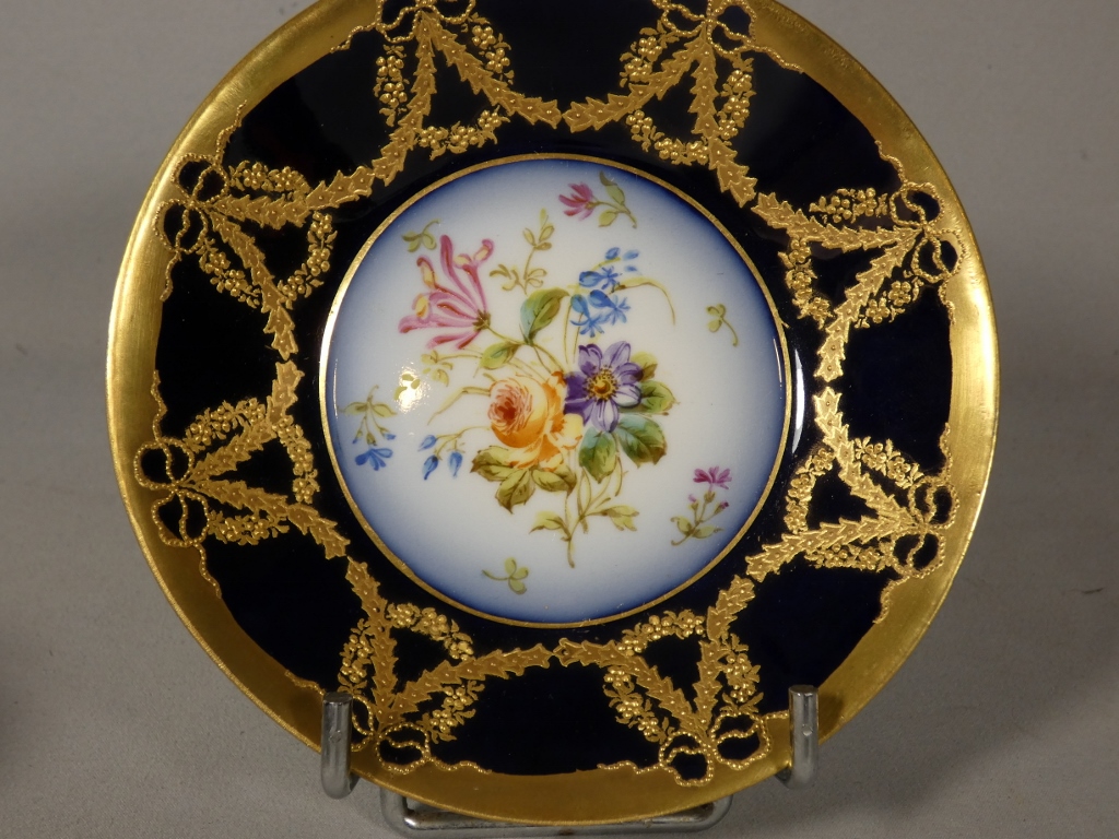 Abel Golse (1844-1937), tasse de collection en porcelaine peinte à la main et or – Image 6