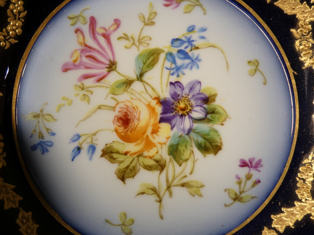 Abel Golse (1844-1937), tasse de collection en porcelaine peinte à la main et or – Image 11