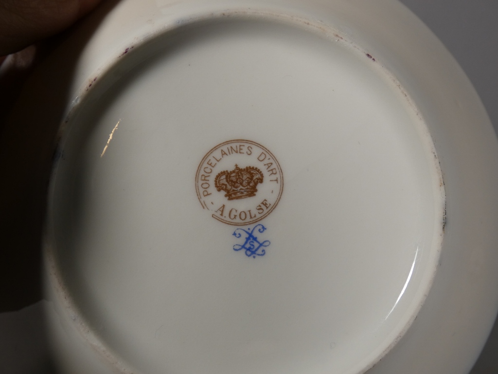 Abel Golse (1844-1937), tasse de collection en porcelaine peinte à la main et or – Image 9